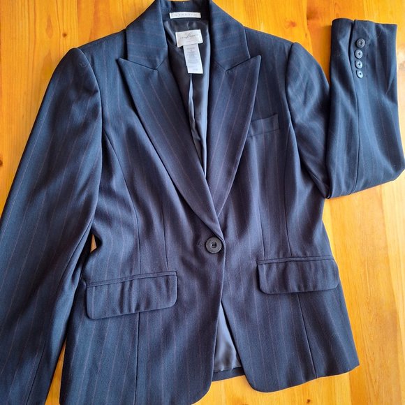 2 Piece Emma James Stretch Pinstripe Pantsuit - Picture 2 of 9